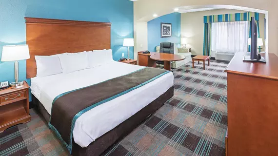 La Quinta Inn & Suites Houston Hobby Airport | Teksas - Houston (ve civarı) - Houston