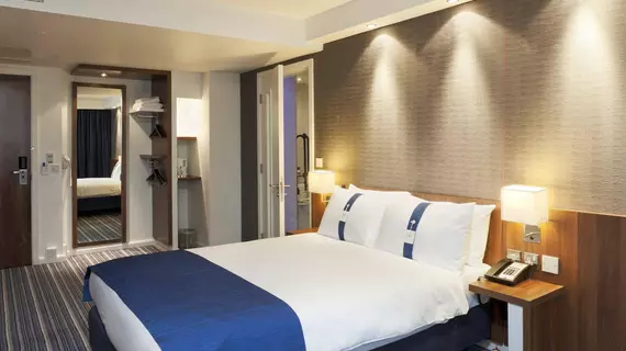 Holiday Inn Express London Heathrow T5 | Buckinghamshire (kontluk) - Slough