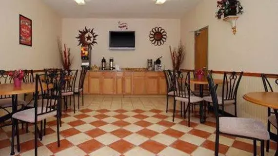 Econo Lodge Kent | Ohio - Summit İlçesi - Akron (ve civarı) - Kent