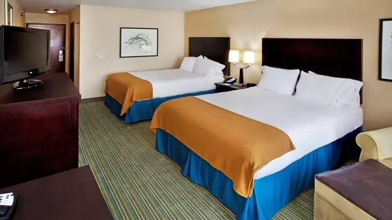 Holiday Inn Express Waterloo-Cedar Falls | Iowa - Waterloo (ve civarı) - Waterloo