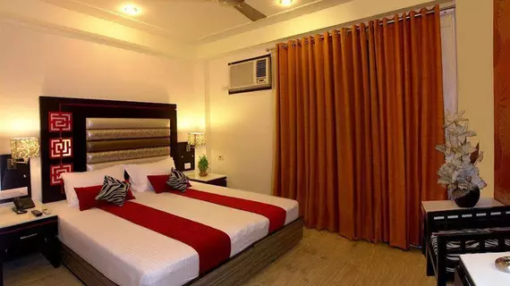 FabHotel Suncourt Karol Bagh | Batı Delhi - Ulusal Eyalet Başkenti Delhi - Delhi (ve civarı) - Yeni Delhi - Karol Bagh