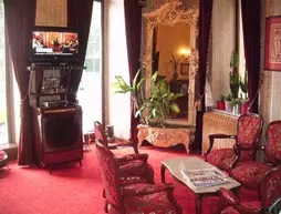 Grand Hotel de Londres - Special Category |  Istanbul  - Beyoğlu - Pera