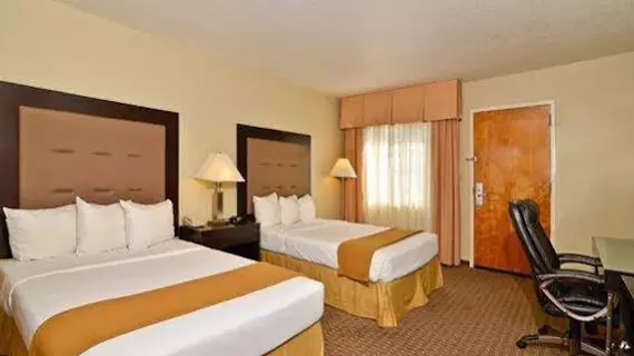 Quality Inn & Suites by Convention Center | Kaliforniya - Los Angeles County - Los Angeles - Los Angeles Şehir Merkezi