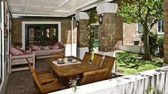 Poplar Tree Lodge | Western Cape (il) - West Coast DC - Drakenstein - Cape Town (ve civarı) - Cape Town - Hout Bay