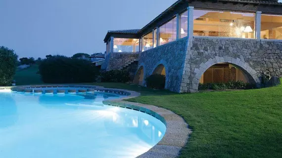 Due Lune Resort Golf & Spa | Sardinya - Sassari - San Teodoro