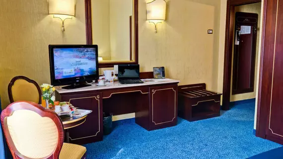 Hotel Mondial Roma  | Lazio - Roma (ve civarı) - Roma Kent Merkezi - Rione XVIII Castro Pretorio