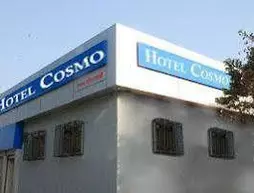 Hotel Cosmo | Maharaştra - Raigad - Bombay (ve civarı) - Bombay - Malad - Batı Banliyöleri