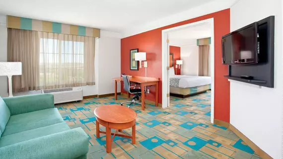 La Quinta Inn & Suites Colorado Springs South AP | Kolorado - Colorado Springs (ve civarı) - Colorado Springs