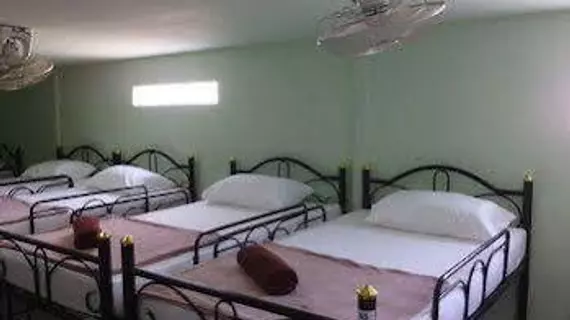 Baan Mook Anda Hostel | Krabi İli - Ko Lanta