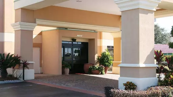 Hampton Inn Orlando-Maingate South | Florida - Orlando (ve civarı) - Disney's Maingate West