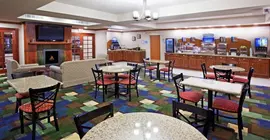 Holiday Inn Express and Suites Lafayette East | Indiana - Lafayette (ve civarı) - Lafayette