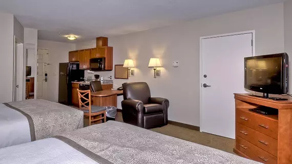 CANDLEWOOD SUITES BURLINGTON | Washington - Vernon Dağı (ve civarı) - Burlington