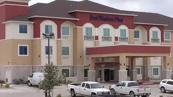 Best Western PLUS Pleasanton Hotel | Teksas - Pleasanton (ve civarı) - Pleasanton