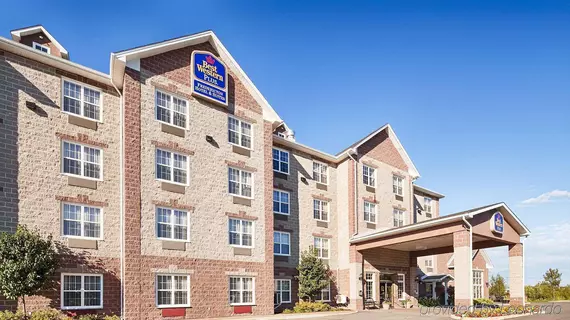 Best Western Plus Fredericton Hotel & Suites | New Brunswick - Fredericton (ve civarı) - Fredericton