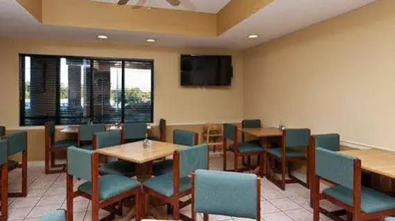 Quality Inn Calera | Alabama - Birmingham (ve civarı) - Calera