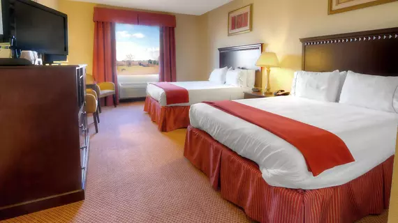 Holiday Inn Express Hotel & Suites Clarksville | Arkansas - Russellville (ve civarı) - Clarksville