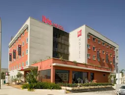 Ibis Malaga Aeropuerto Av. Velazquez | Andalucia - Malaga İli - Malaga - Carretera de Cadiz