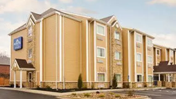 Microtel Inn & Suites by Wyndham Keyser | Batı Virginia - Keyser