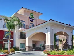 Holiday Inn Express Hotel & Suites Lake Elsinore | Kaliforniya - Riverside County - Temecula (ve civarı) - Lake Elsinore