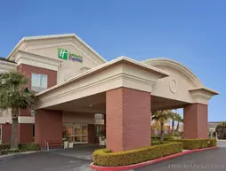 Holiday Inn Express Woodland | Kaliforniya - Sacramento (ve civarı) - Woodland