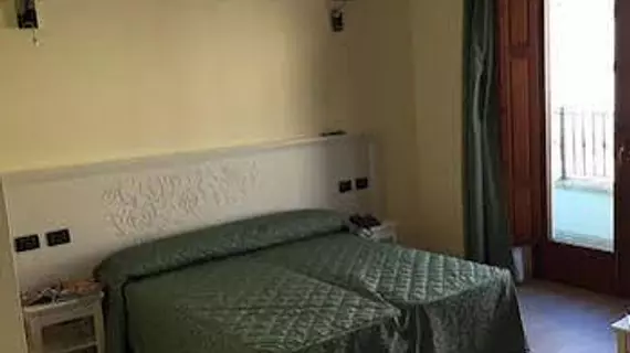 Hotel San Berardo | Abruzzo - L'Aquila (il) - Pescina