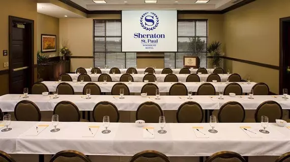 Sheraton Hotel St. Paul Woodbury | Minnesota - Minneapolis - St. Paul (ve civarı) - Woodbury