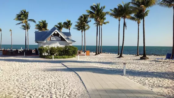 Tranquility Bay Beachfront Hotel and Resort | Florida - Marathon