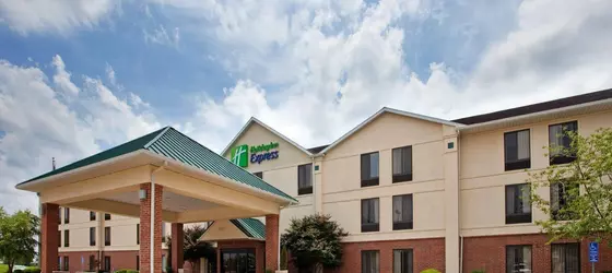 HOLIDAY INN EXPRESS WARRENSBURG | Missouri - Clinton - Warrensburg