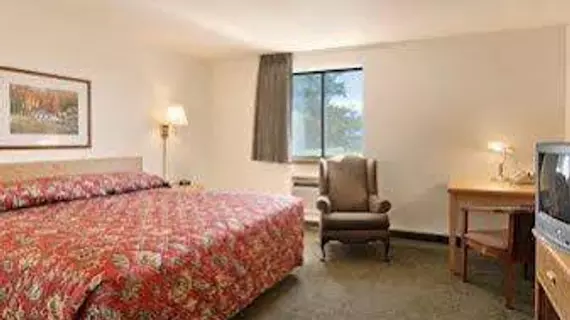 GuestHouse Lodge - Sandpoint | Idaho - Sandpoint (ve civarı) - Ponderay