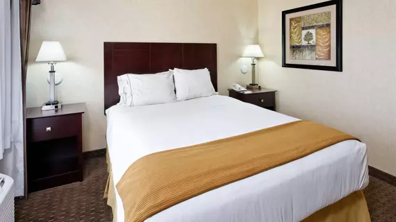 Holiday Inn Express Hotel & Suites Portland - Jantzen Beach | Oregon - Portland (ve civarı) - Portland