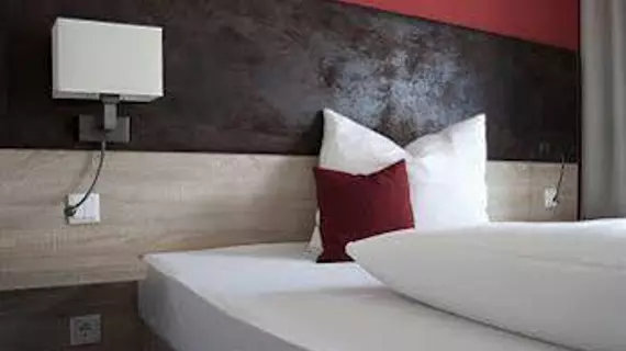 Business Class Hotel Ebersberg | Bavyera