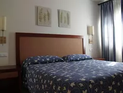 Apartamentos Jimmy | Andalucia - Malaga İli - La Axarquía - Nerja - Nerja Kent Merkezi