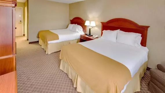 Holiday Inn Express Cedar Rapids (Collins Road) | Iowa - Cedar Rapids - Iowa City (ve civarı) - Cedar Rapids