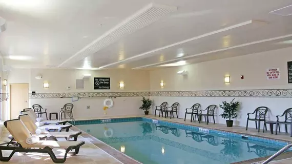 Hampton Inn & Suites West Haven | Connecticut - New Haven (ve civarı) - West Haven