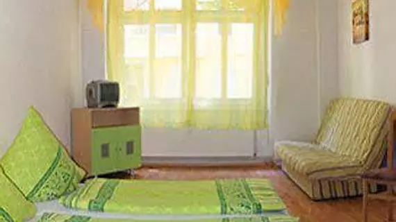 Pension Regenbogen | Berlin (ve civarı) - Friedrichshain-Kreuzberg - Friedrichshain