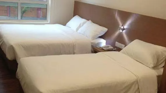 Nagoya Inn Hotel | Kedah - Langkawi - Kampung Pokok Asam - Kuah