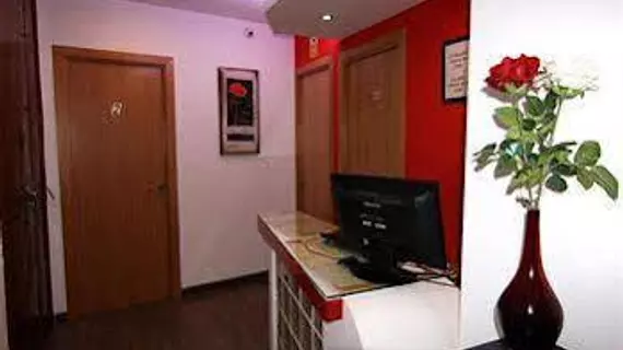 Hostal Abril Madrid | Madrid Özerk Topluluğu - Madrid (ve civarı) - Chueca