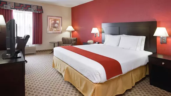 Holiday Inn Express Oakwood Village | Ohio - Cleveland (ve civarı) - Oakwood Village