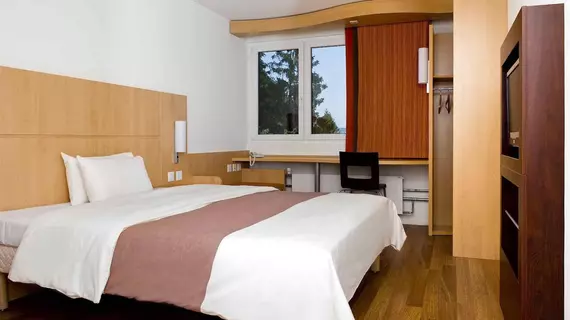 Hotel IBIS Zurich-Adliswil | Zürih Kantonu - Horgen District - Adliswil