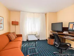 Fairfield Inn & Suites Holland