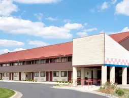 Red Roof Inn PLUS+ Ann Arbor U of M North | Michigan - Scio Township - Ann Arbor (ve civarı) - Ann Arbor