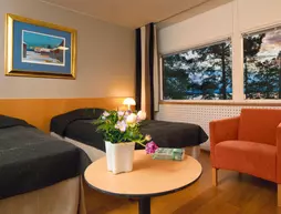 Hotel Rantapuisto | Uusimaa - Helsinki (ve civarı) - Helsinki - Vartiokyla - Itainen Bölgesi