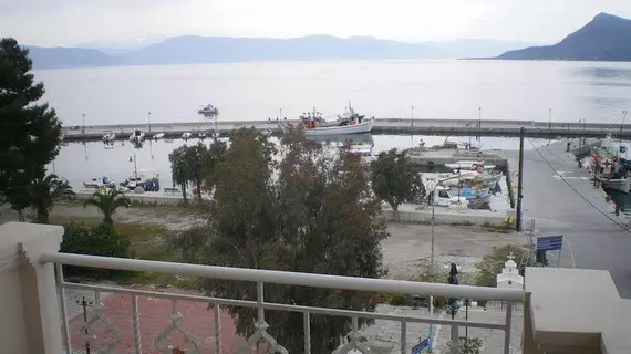 Palatino | Orta Yunanistan - Evia (bölge) - Istiaia-Aidipsos - Kalami