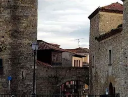 Castillo De Valdés Salas | Asturias - Salas