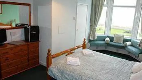 Balmoral Guest House | Lancashire (kontluk) - Morecambe