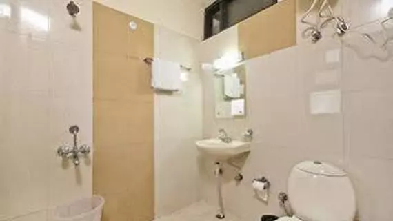 OYO Rooms Galleria | Haryana - Gurugram (ve civarı) - Gurugram