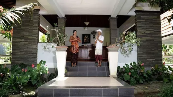 Ayu Guna Inn | Bali - Nusa Dua - Kuta Selatan