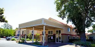 Best Western PLUS Colony Inn