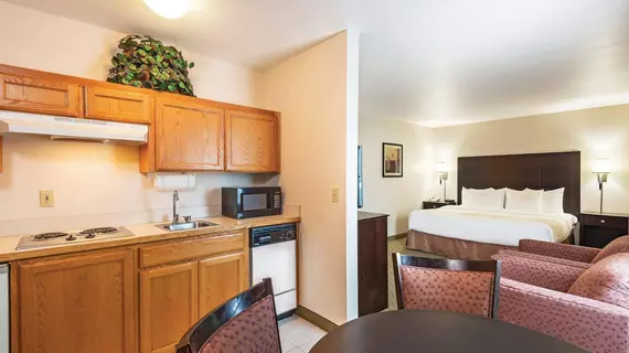 La Quinta Inn & Suites Spokane | Washington - Spokane (ve civarı) - Spokane Valley