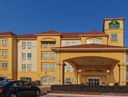 La Quinta Inn & Suites Woodlands Northwest | Teksas - Conroe (ve civarı) - Magnolia